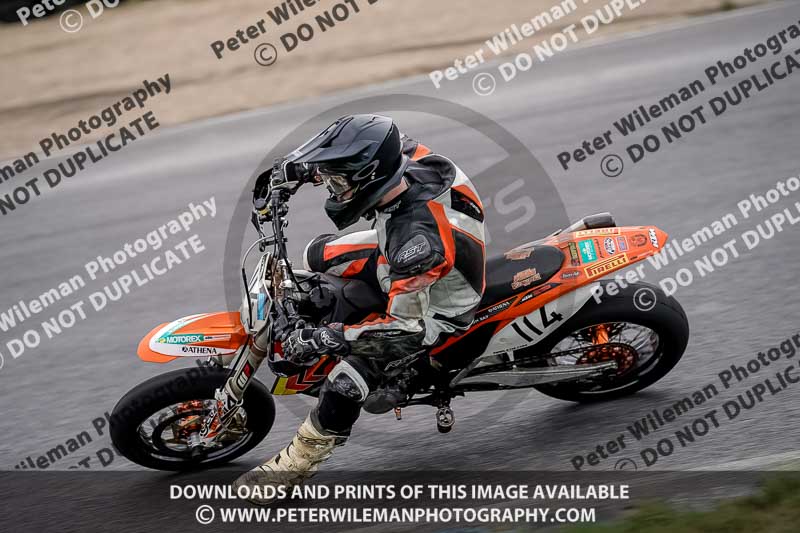 enduro digital images;event digital images;eventdigitalimages;lydden hill;lydden no limits trackday;lydden photographs;lydden trackday photographs;no limits trackdays;peter wileman photography;racing digital images;trackday digital images;trackday photos